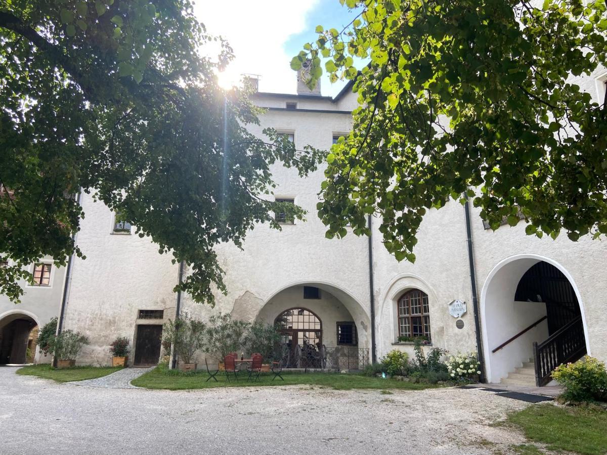 Seepension Ostertach - Am Leitgeringer See Tittmoning Εξωτερικό φωτογραφία
