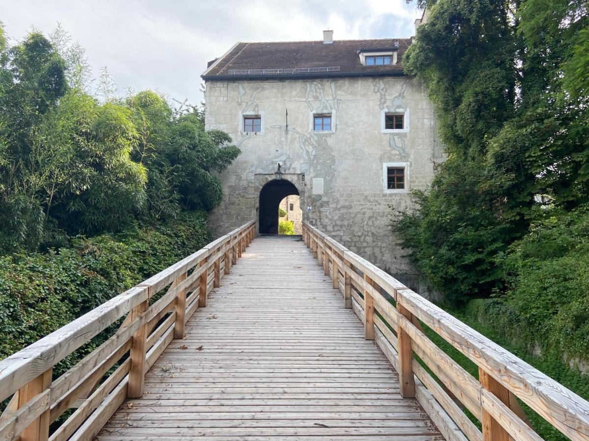 Seepension Ostertach - Am Leitgeringer See Tittmoning Εξωτερικό φωτογραφία